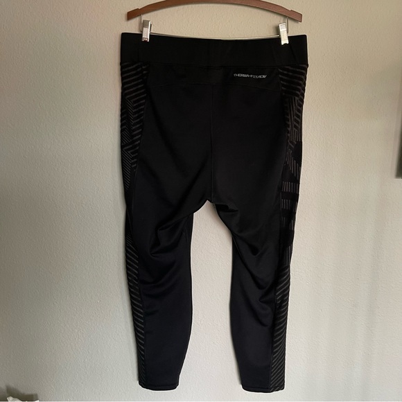 Nike Training Pro Therma-FIT ADV high-waisted legging - Picture 10 of 16